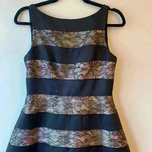 Adrianna Papell Size 4 Formal Black Lace Boat Neck High Low Dress w/ Pockets